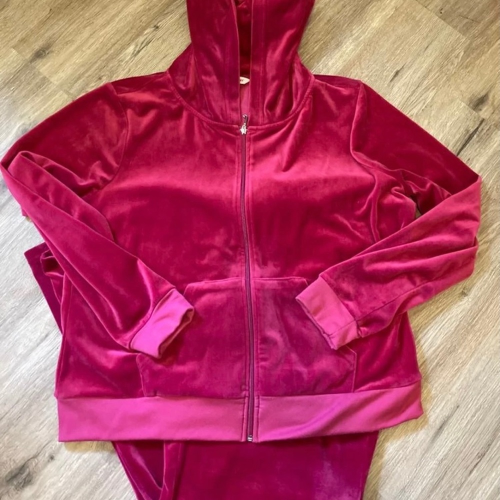 SOLD Juicy Couture tracksuit